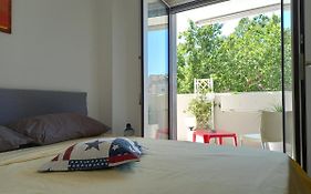 LIVING ROME Interno 2
